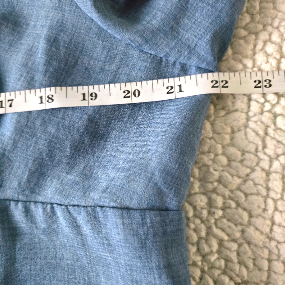 Linen Blue Lantern Sleeve Deep V Dress size 3XL - Picture 4 of 9